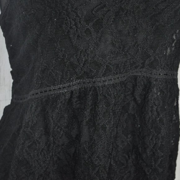 Express Lace Racer Back Tank Top - Picture 2 of 2